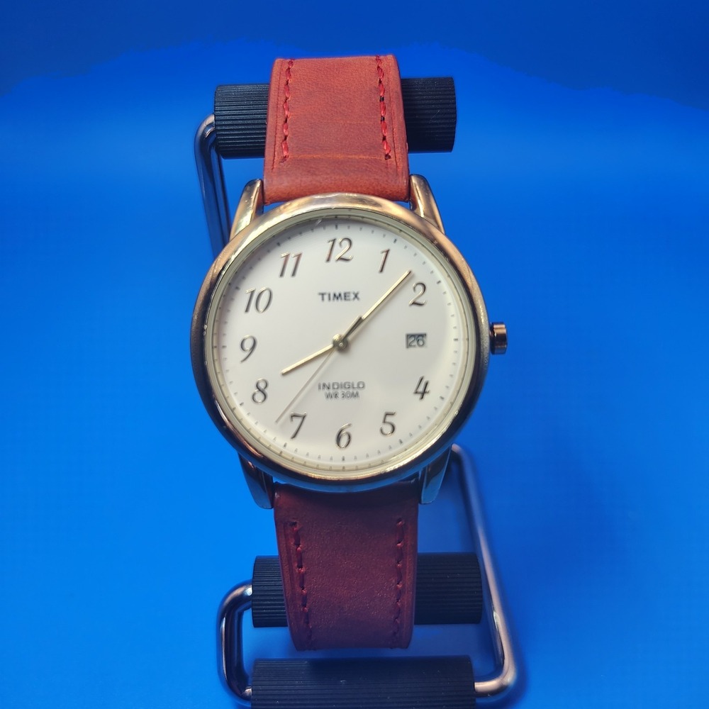 Vintage 2007 Timex Date 35mm Men's Quartz Watch Leather Strap Deployment Clasp - Picture 2 of 10